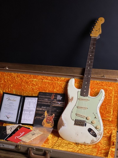 Fender Custom Shop 1960 Stratocaster Heavy Relic Aged Olympic White